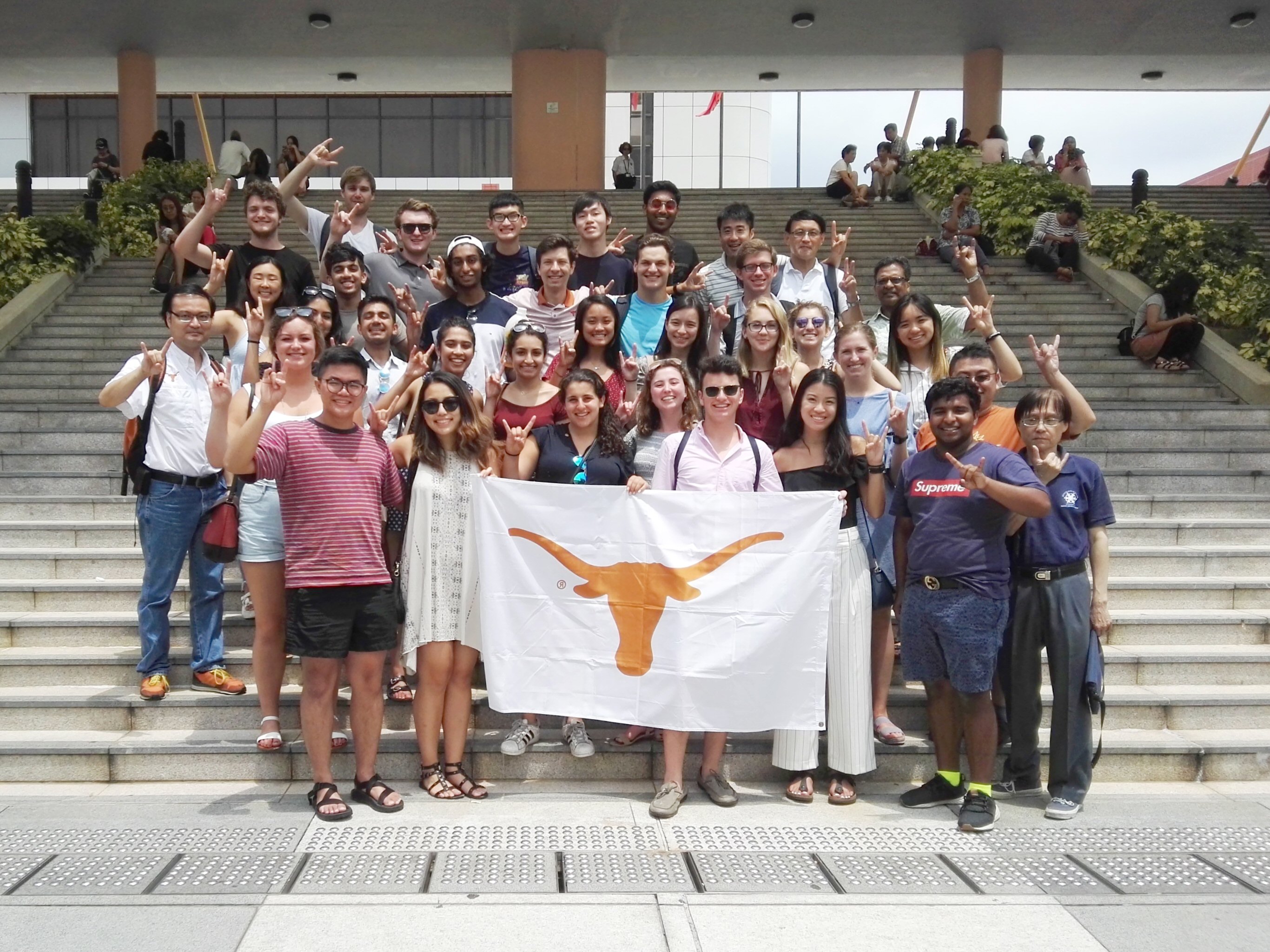 Dragon Boat Race Watching and Lunch with UT BBA Students